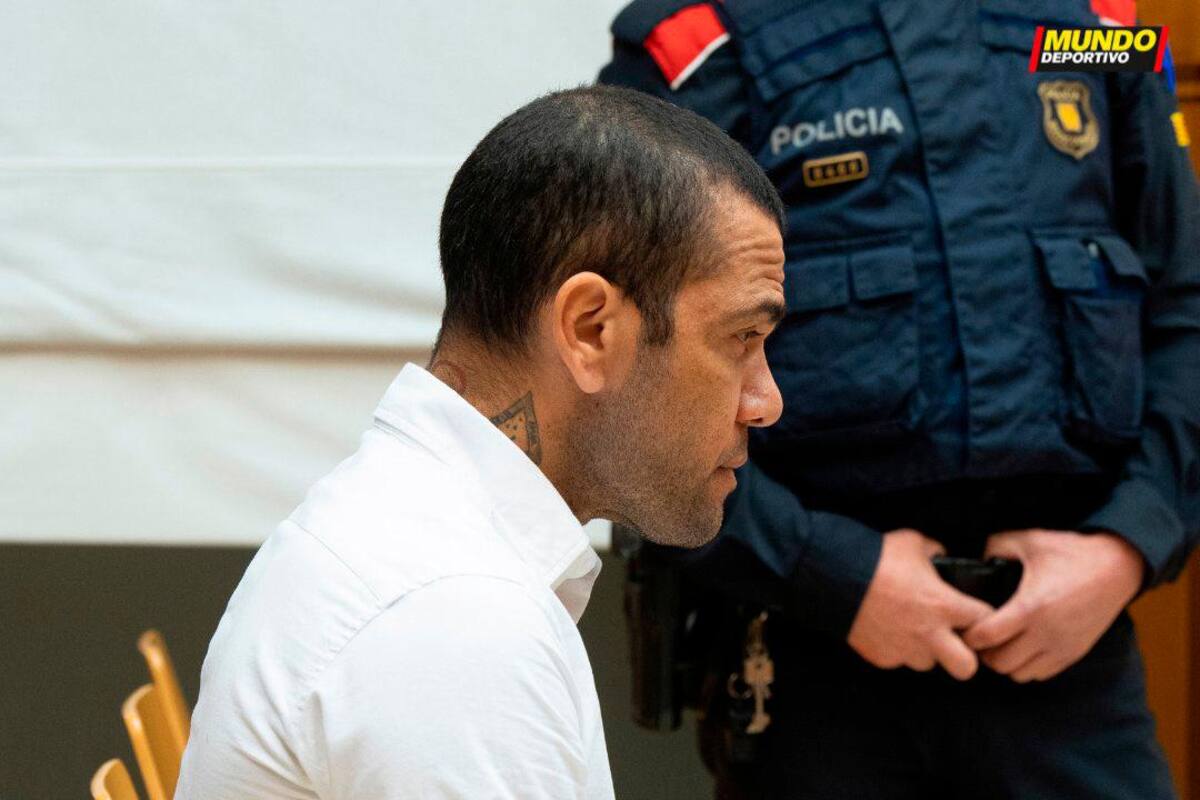 La joven que acusa a Alves de violarla lo señaló al salir de la discoteca: “Ha sido él”