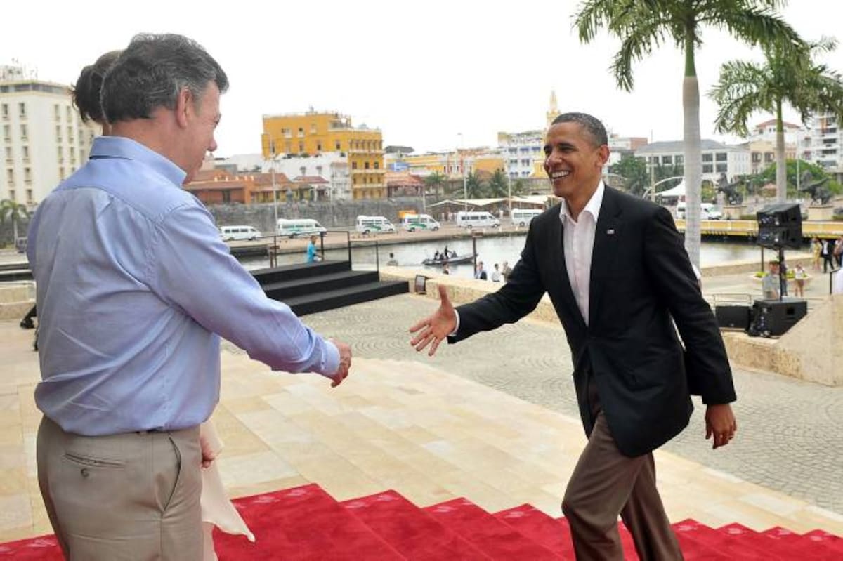 Obama, recibido por el presidente Juan Manuel Santos y su esposa, María Clemencia Rodríguez. Prensa Presidencia