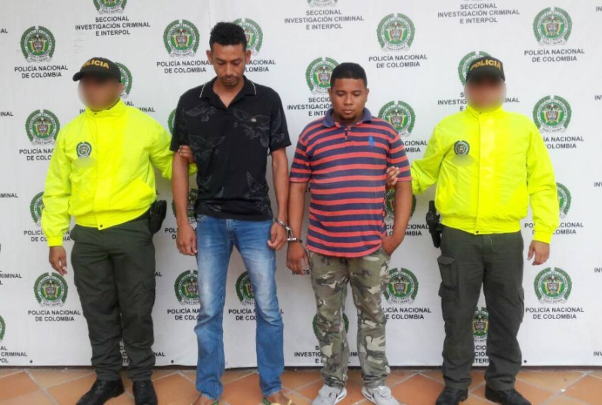 Los dos capturados fueron llevados ante jueces y a ambos los enviaron a la Cárcel de Ternera por los delitos de homicidio agravado, hurto calificado agravado y porte ilegal de armas de fuego. Cortesía.