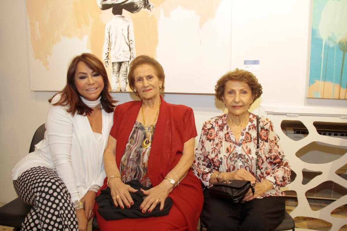 Mayra Rodríguez Osorio, Magaly de Ordosgoitia y Sarita de Schuster.