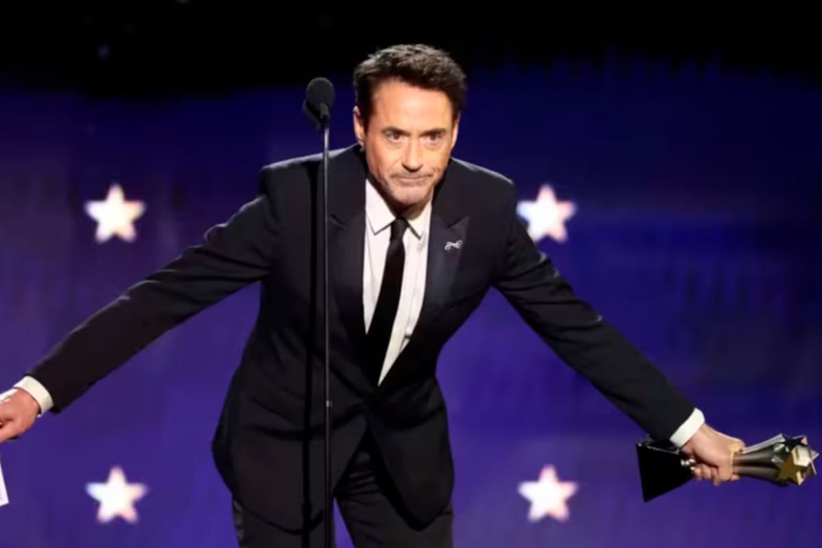 Video: Robert Downey Jr. se burla de las críticas en los Critics Choice Awards