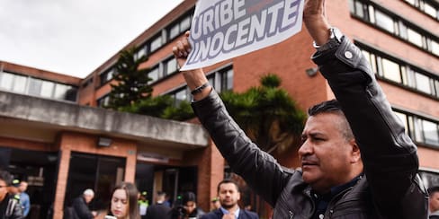 Así avanzan las marchas a favor de Álvaro Uribe en Colombia