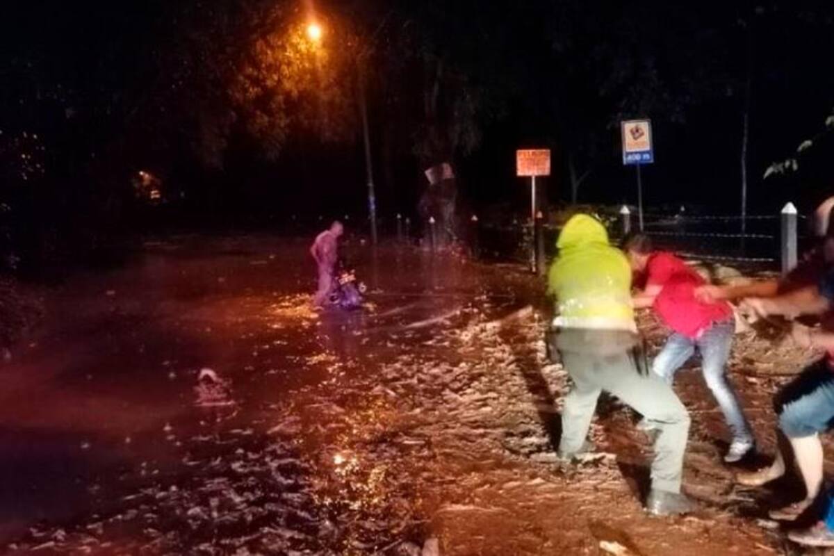 Dos muertos y 12 desaparecidos al desbordarse ríos en Piedecuesta