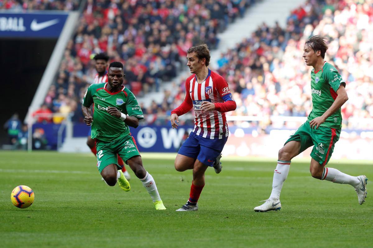 Atlético de Madrid venció a Alavés y se mantiene en la zona de arriba en la Liga