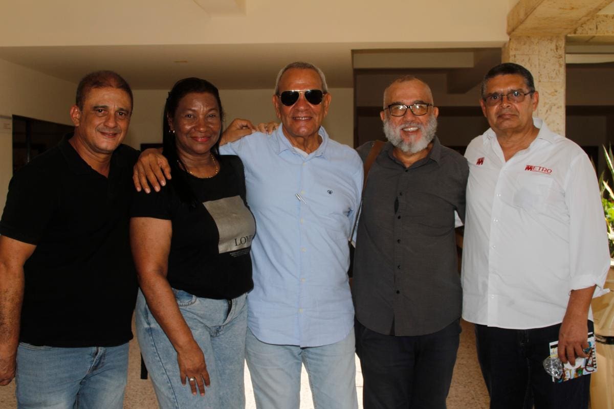 Horacio Pareja, Bertha Bolaños, Carlos Mouthon, Abraham Saker y Carlos Ardila.