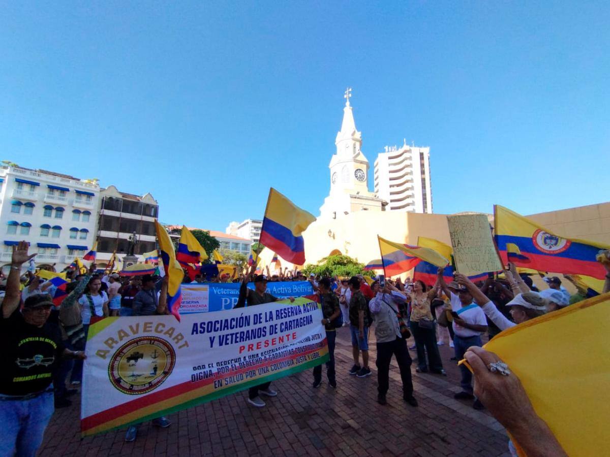 La movilización fue convocada por el Foro Ampliado de Reserva Organizada (FARO). // Oscar Díaz.