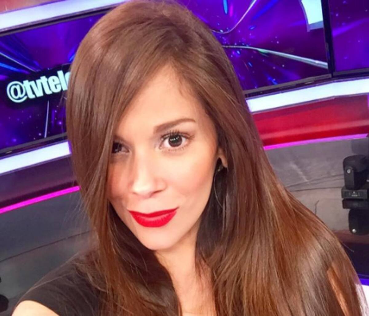 Gwen García, presentadora de Telehit. Instagram.