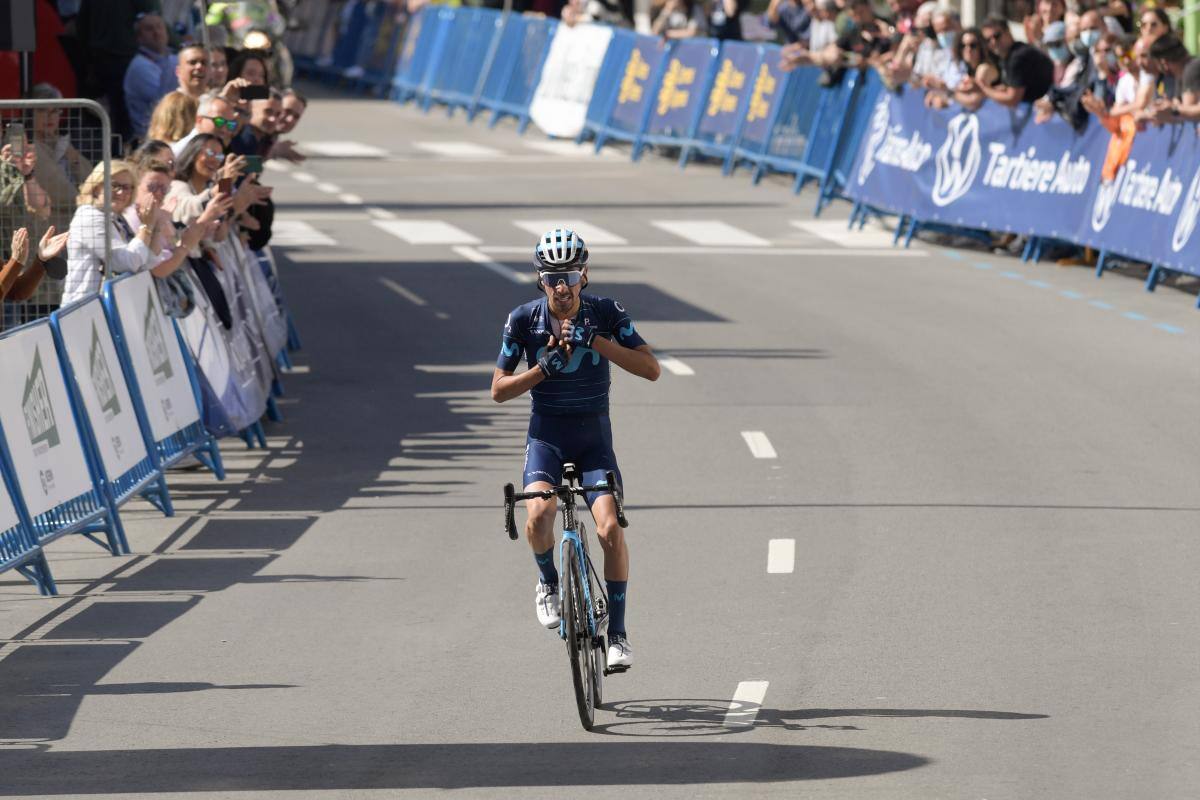Valverde y Sosa al frente del Movistar en el Giro de Italia