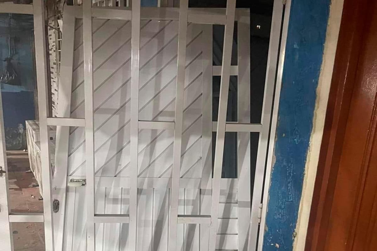 10 hombres armados atracan Plaza de Mercado y destruyen cámaras de seguridad