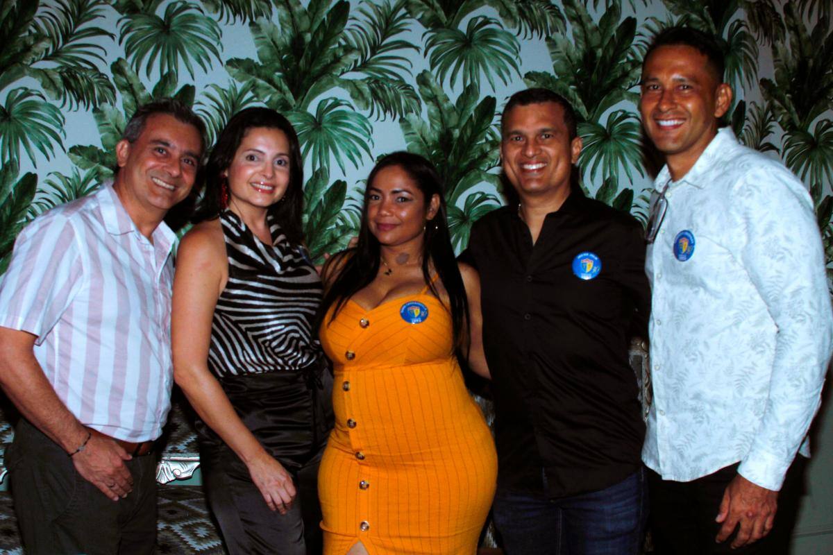 Luis Morris, Zulma Casteblanco, Diana Carrasquilla, Javier Julio y Ernesto Cardenas.