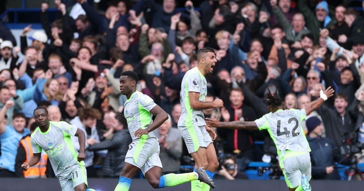 Manchester City capitalized on Arsenal's slip-up and spiced up the Premier League