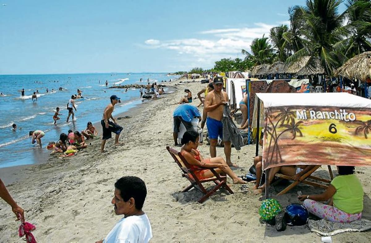 En Coveñas se definió un plan de movilidad en las playas durante la Semana Mayor que culminó. CORTESÍA/