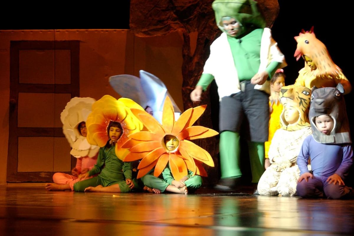 Aluna celebra su Festival de Teatro en el Barrio Chile