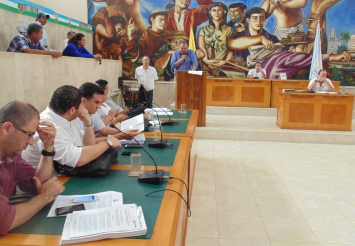 Asamblea debate tres proyectos en sesiones extras.