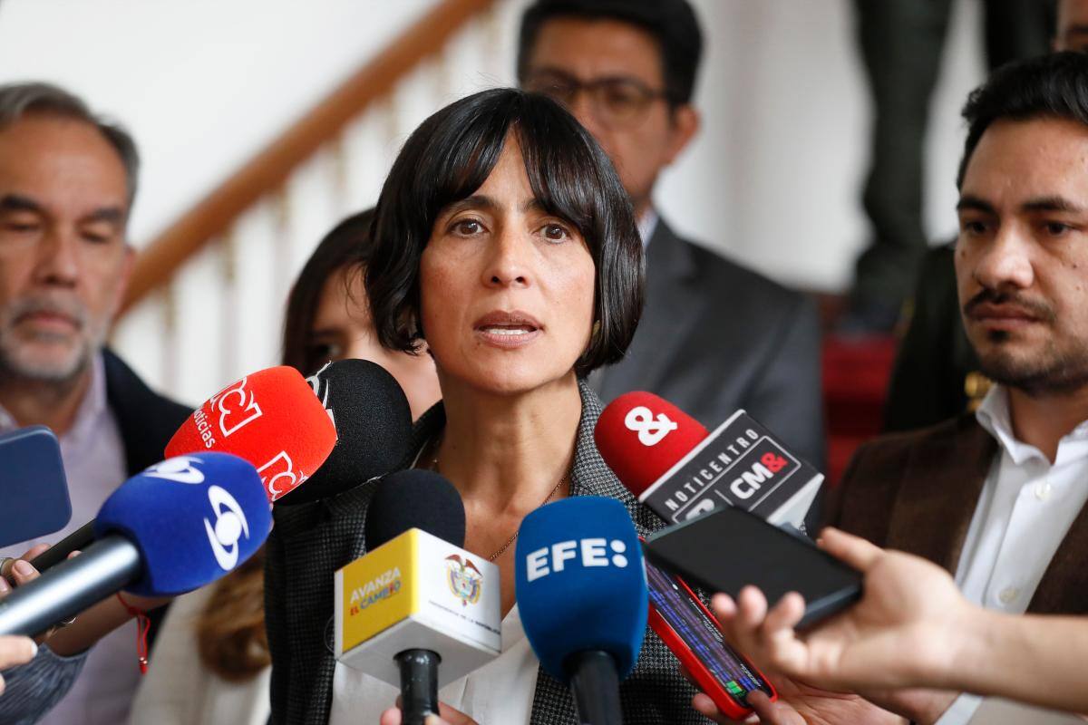 Colombia creará dirección de inteligencia contra delitos ambientales