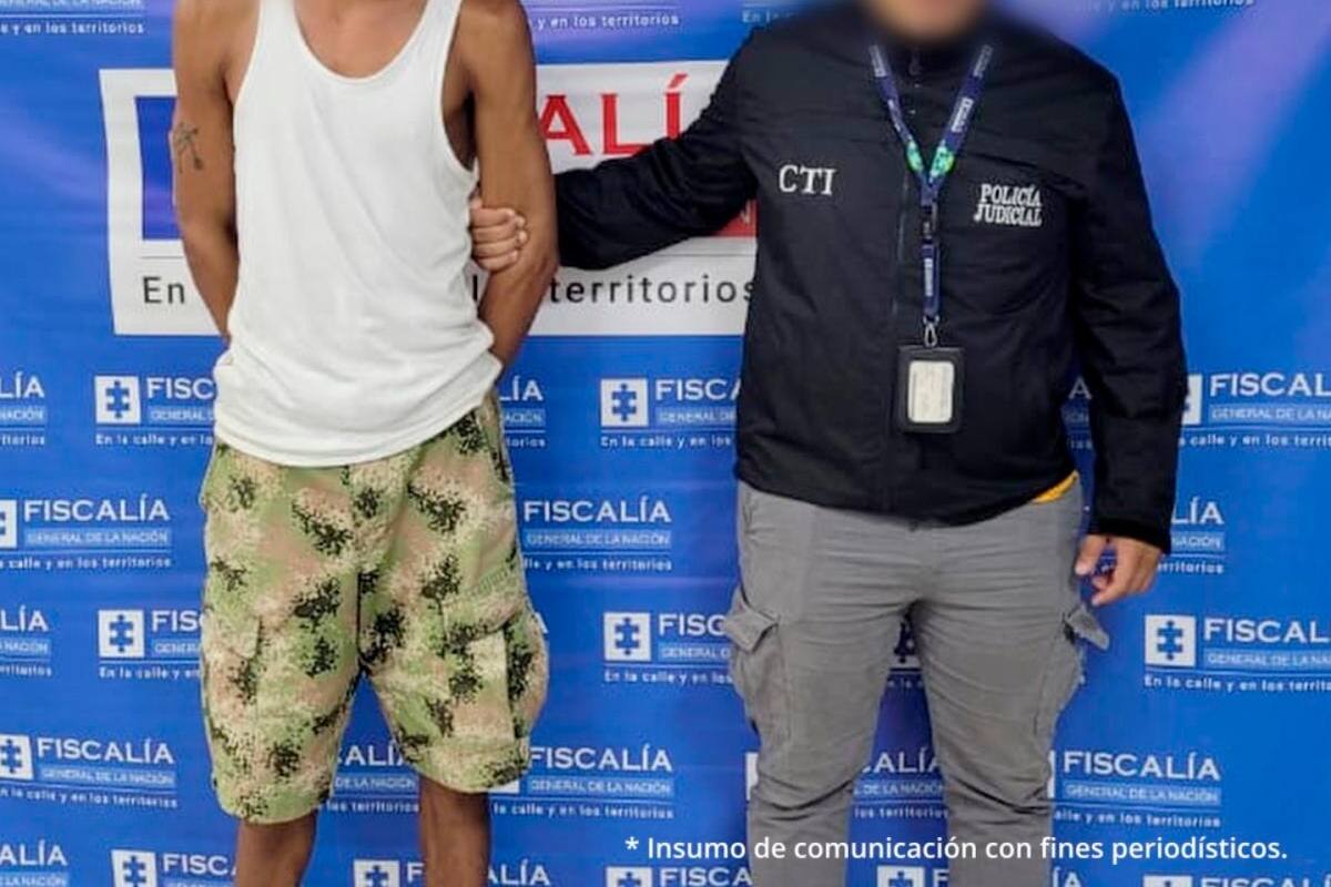 Hombre intentó asfixiar a su pareja sentimental y le quemó la casa: va preso