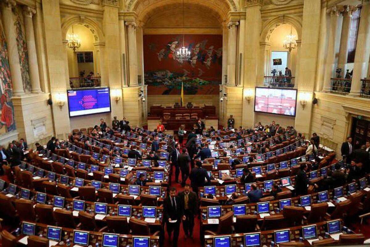 Reforma política que se tramita en el Senado, a punto de hundirse