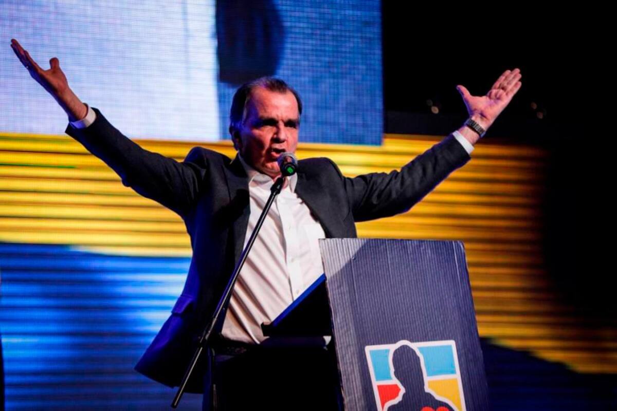 El uribismo no irá solo a primera vuelta: Zuluaga se une a otra coalición