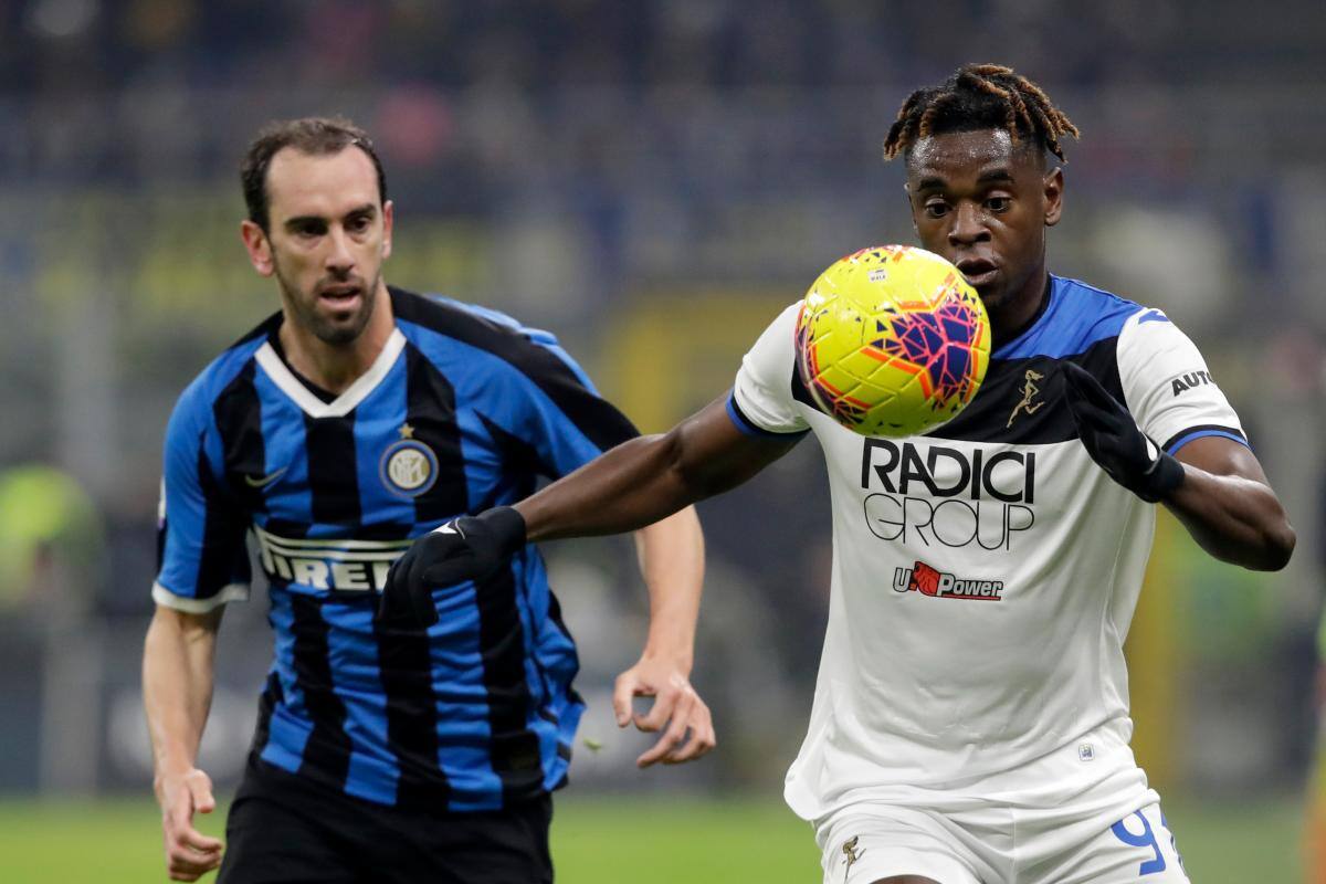 Duvan Zapata podría reemplazar al belga Lukaku en el Inter de Milán