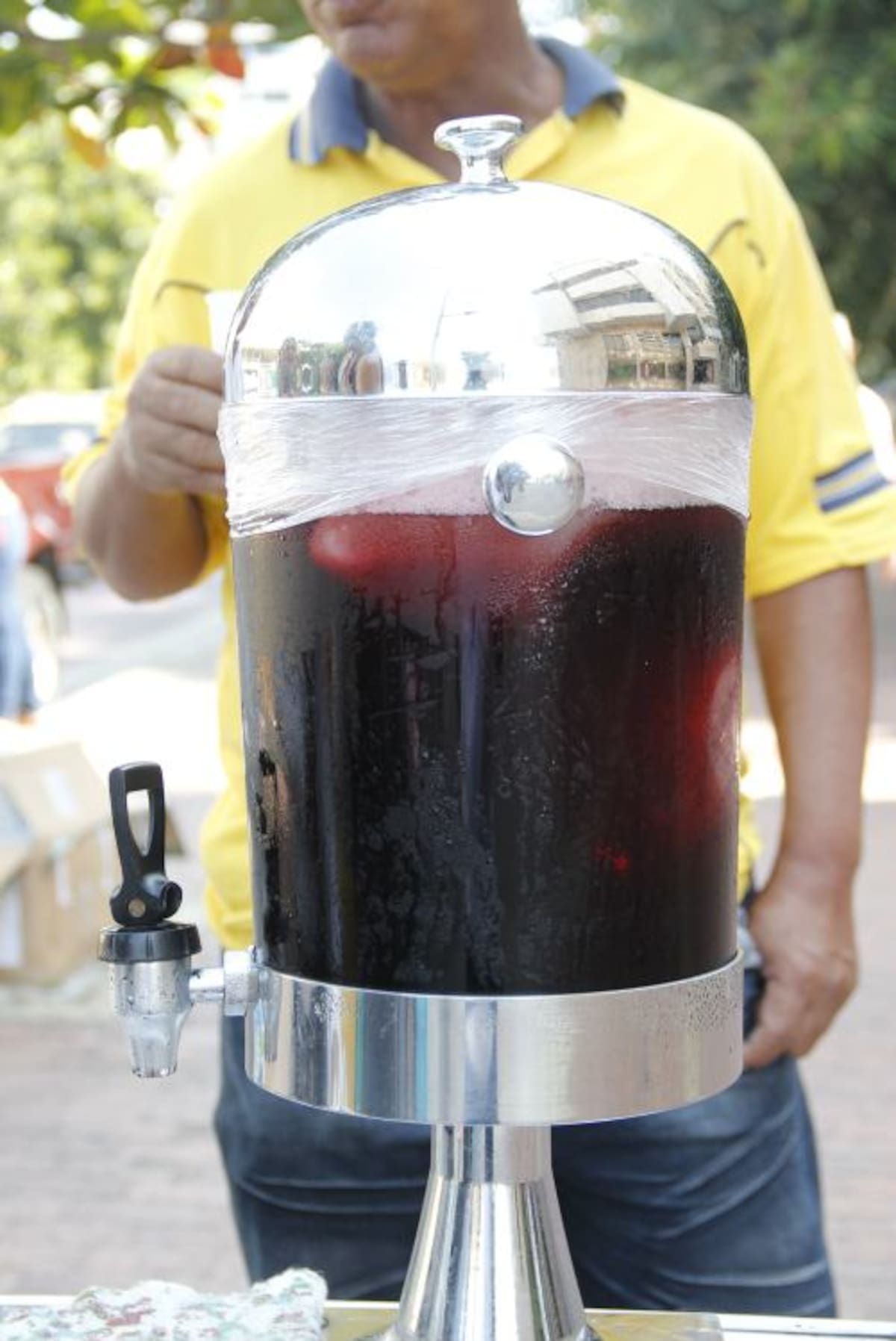 Mil pesos cuesta el vaso frío de Flor de Jamaica eluniversal.com.co