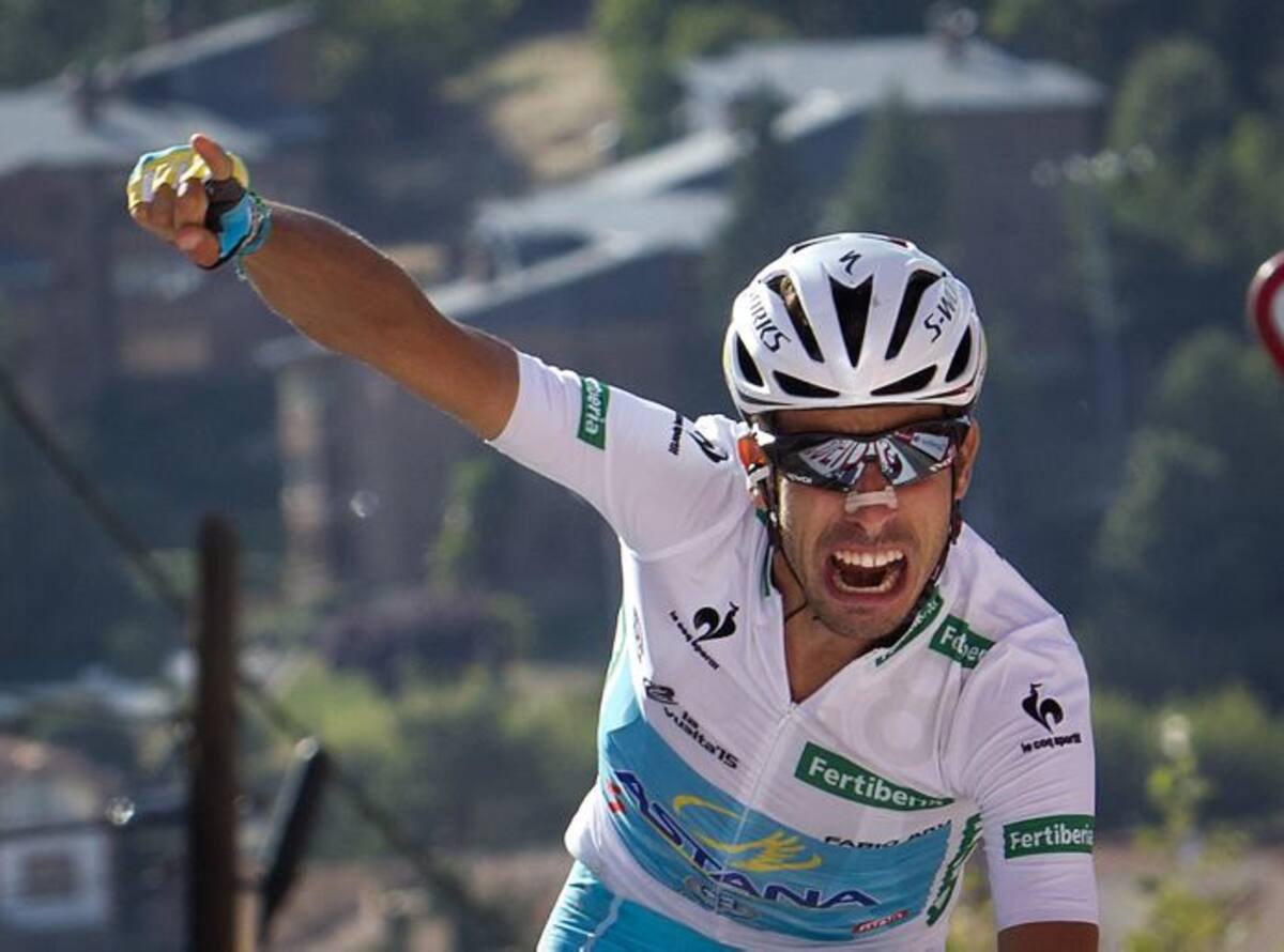 Fabio Aru celebra su título virtual de la Vuelta a España. AFP JAIME REINA