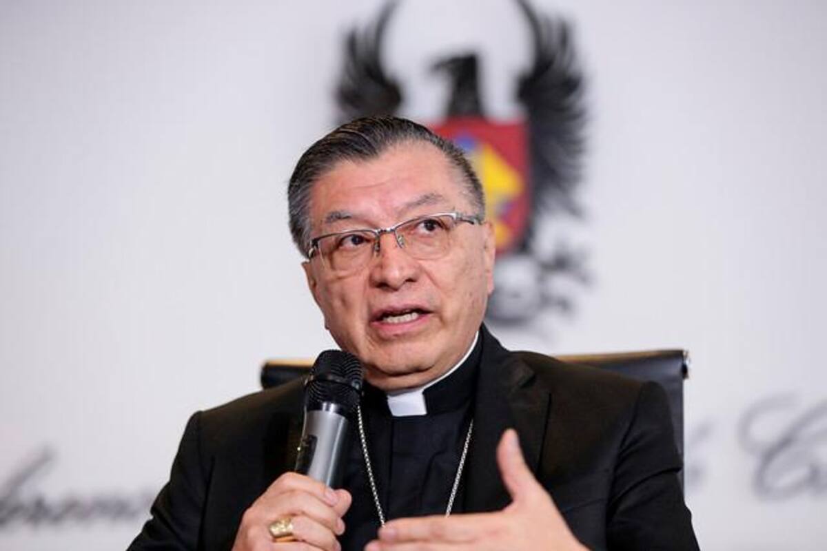 Presidente de la Conferencia Episcopal, internado por COVID-19