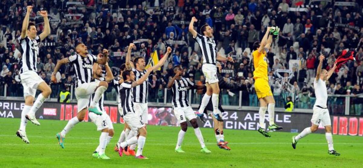 Si Juventus gana el clásico ante el Torino en la próxima fecha y el Nápoles no se impone en su partido, el primero estará ya consagrado campeón 2012-2013. AP Massimo Pinca