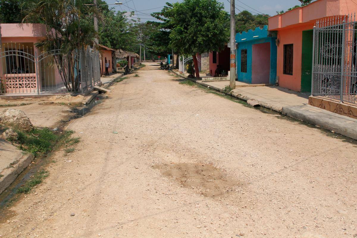 Le gritan por la espalda, lo balean y lo rematan a cuchillo