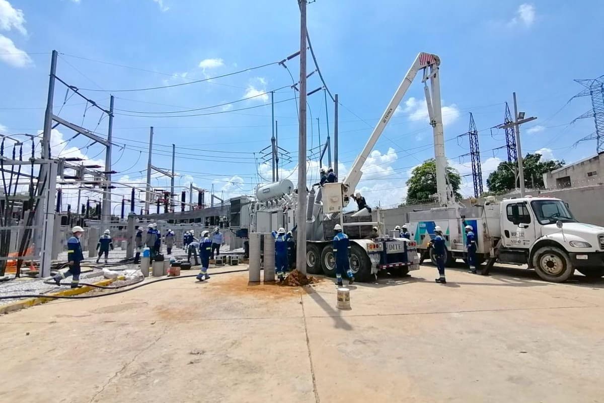 Reemplazan transformador de potencia averiado en Barranquilla