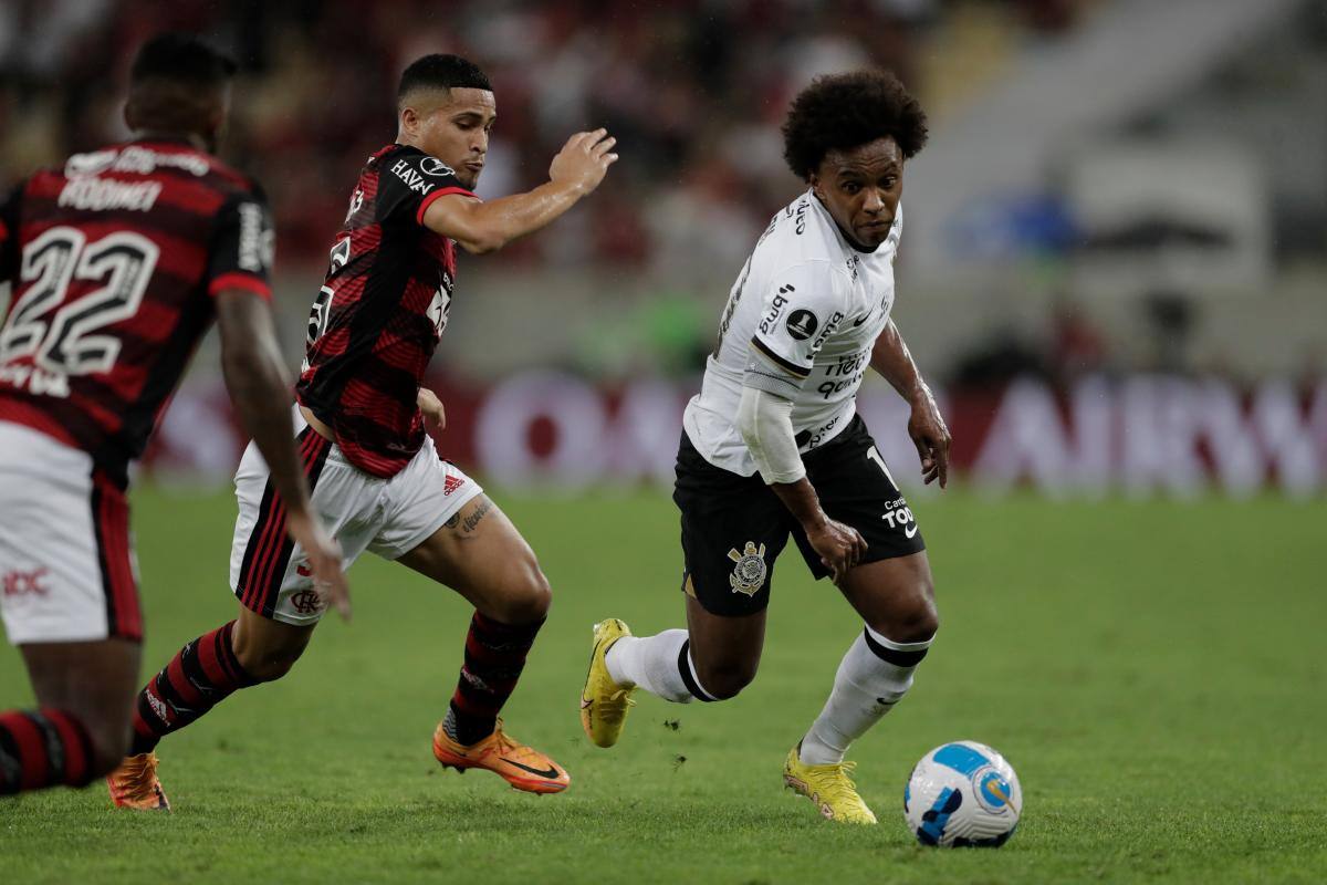 Jugador brasileño se va de su país por amenazas