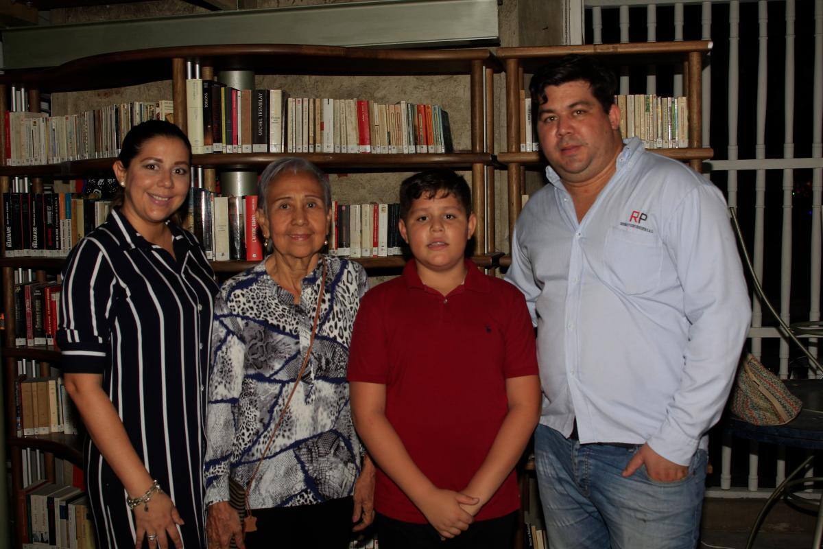 Diana Riedel, Divina Lara, Samuel Sabogal y Javier Riedel.
