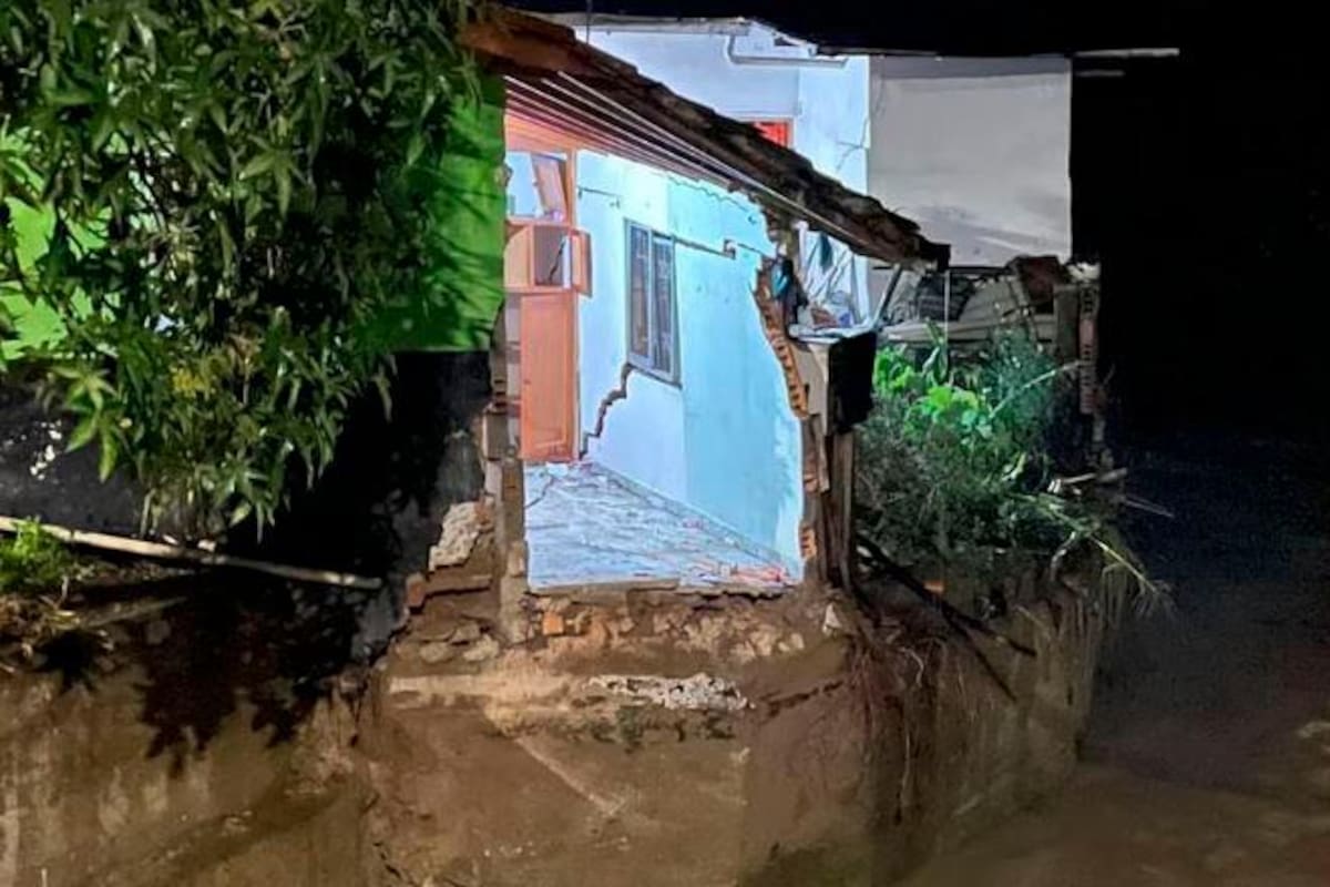 Video: avalancha en Cundinamarca deja al menos 10 muertos y desaparecidos