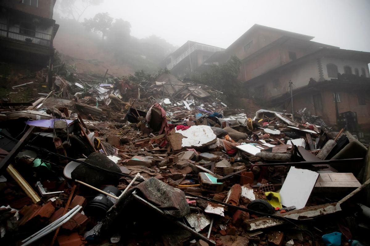 Torrenciales aguaceros en Brasil dejan 23 personas muertas