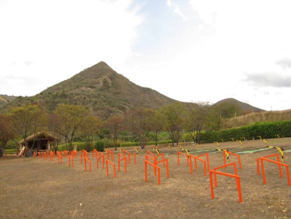 Primer campo de obstáculos de Mundos Opuestos SANTIAGO PREDICADO- ELUNIVERSAL.COM.CO