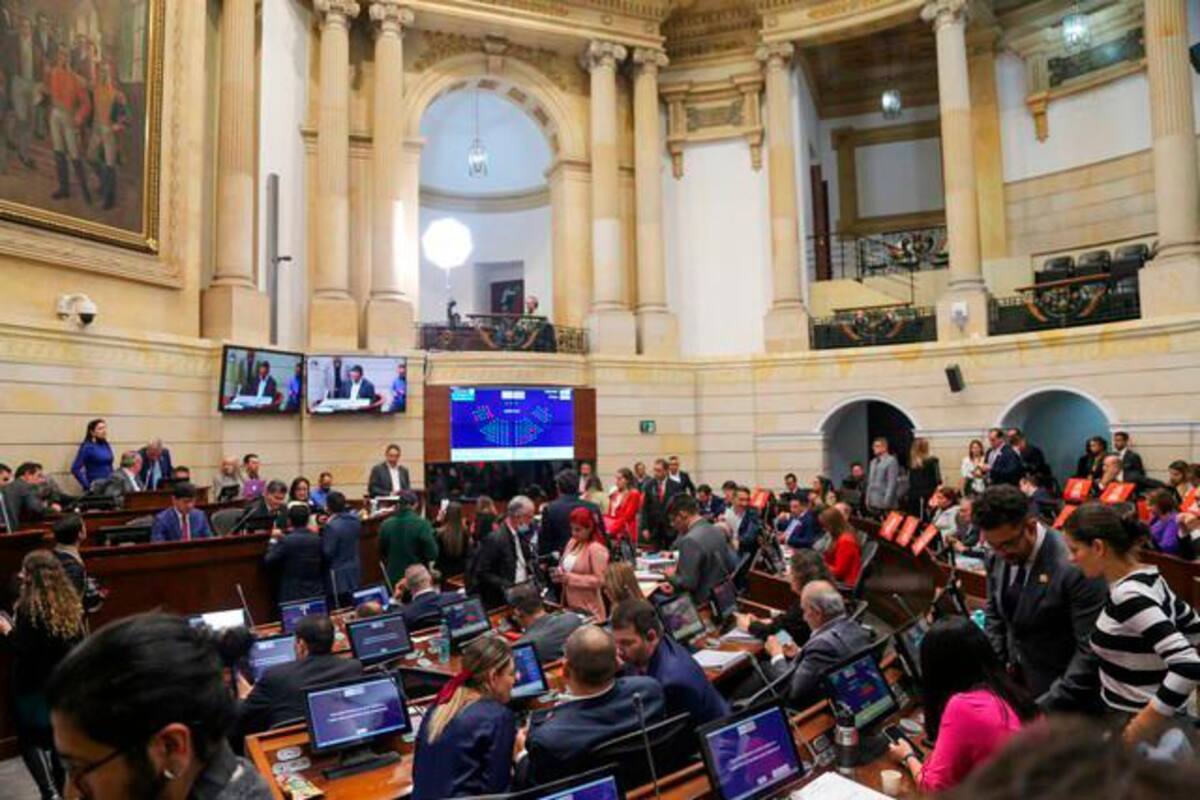 Reforma pensional tuvo pequeño respiro, negaron ponencia de archivo