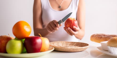 Tres pilares para una vida saludable según un médico con 40 años de experiencia