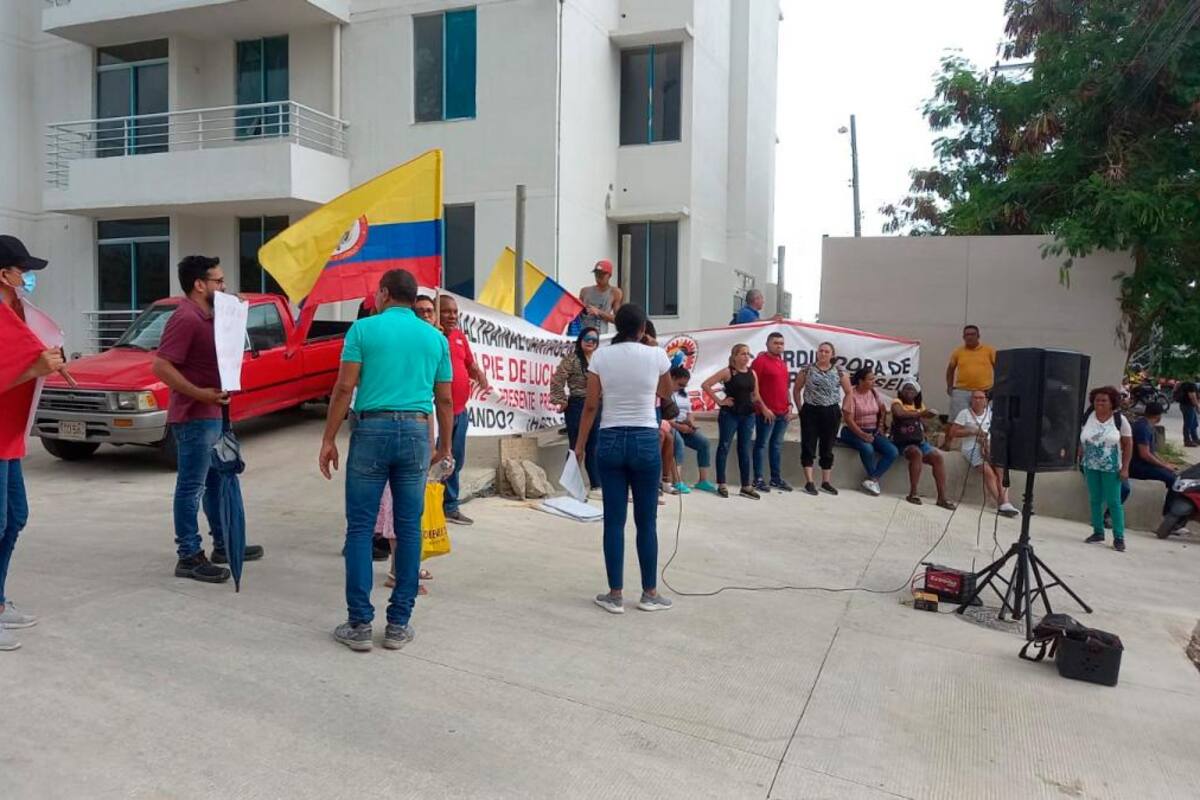 Compradores de apartamentos en El Campestre denuncian anomalías contractuales