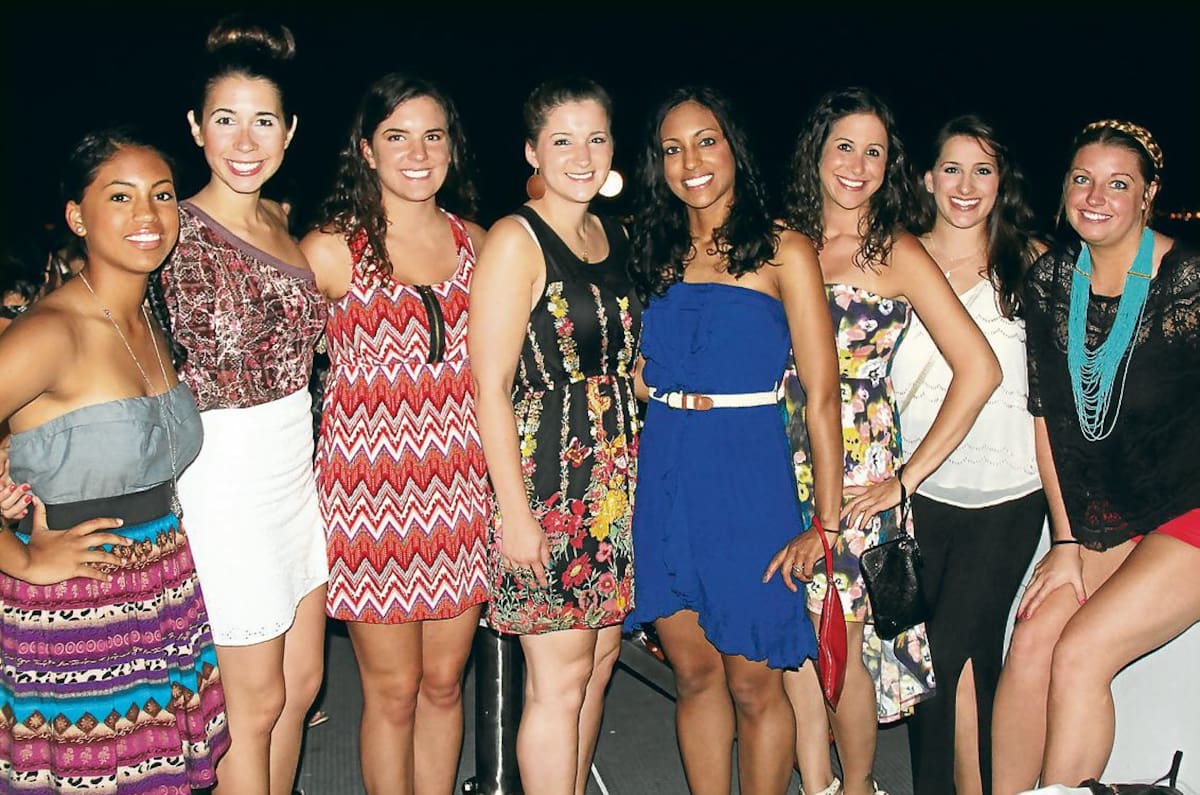 Angie Fuentes, Jessica Gentile, Natalie Butler, Jill Butler; la agasajada, Jessica Fuentes; Ivy Gootrad, Marisa Martín y Audra Ketelsen. Fotos Zenia Valdelamar/El Universal/