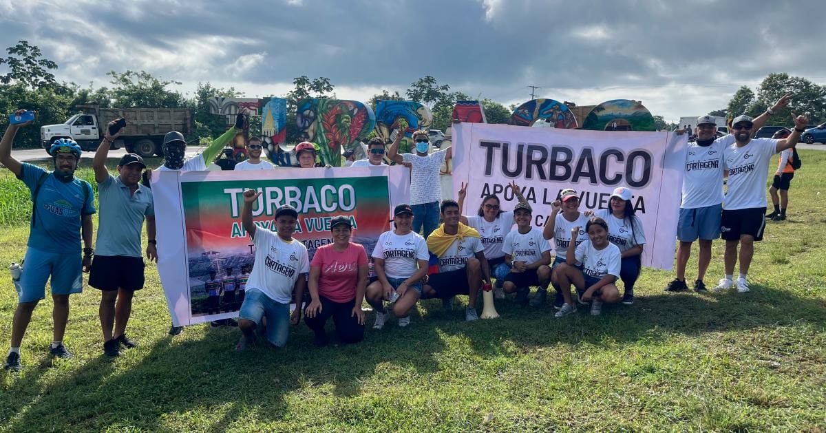 Los turbaqueros mostraron su respaldo a la Vuelta a Colombia y al Team Cartagena. //Carlos Caballero El Universal