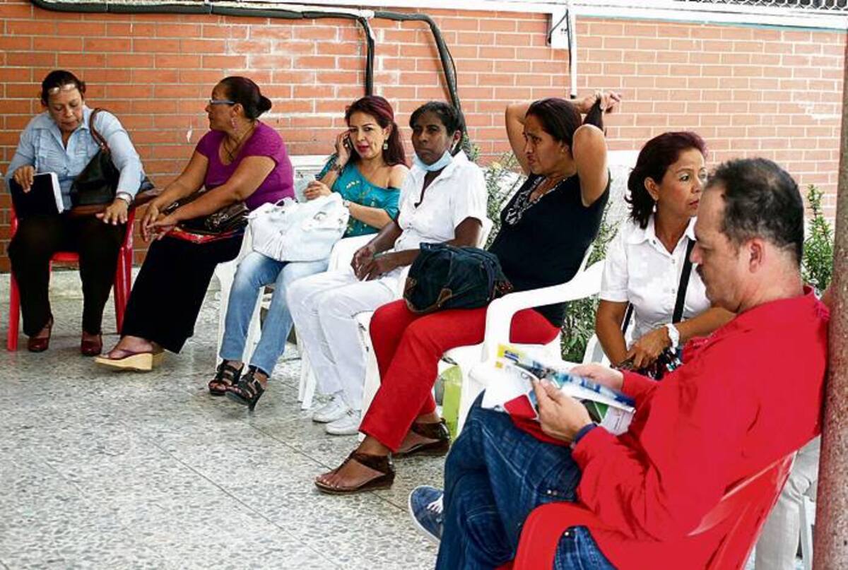 Los trabajadores de planta permanecieron ayer en asamblea.