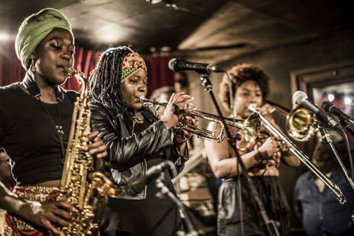 Kokoroko de Reino Unido, una de las grandes sorpresas en Green Moon Festival 2018. Cortesía.