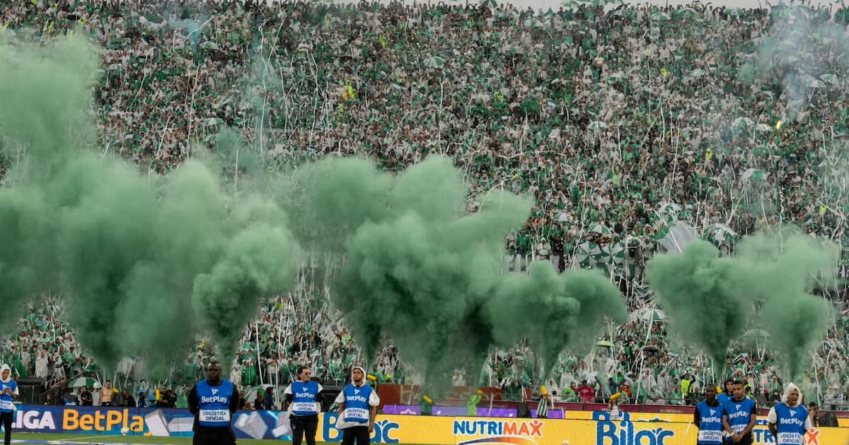 Juan José Peláez, comentarista de Win Sports, fue herido en pleno estadio Atanasio Girardot
