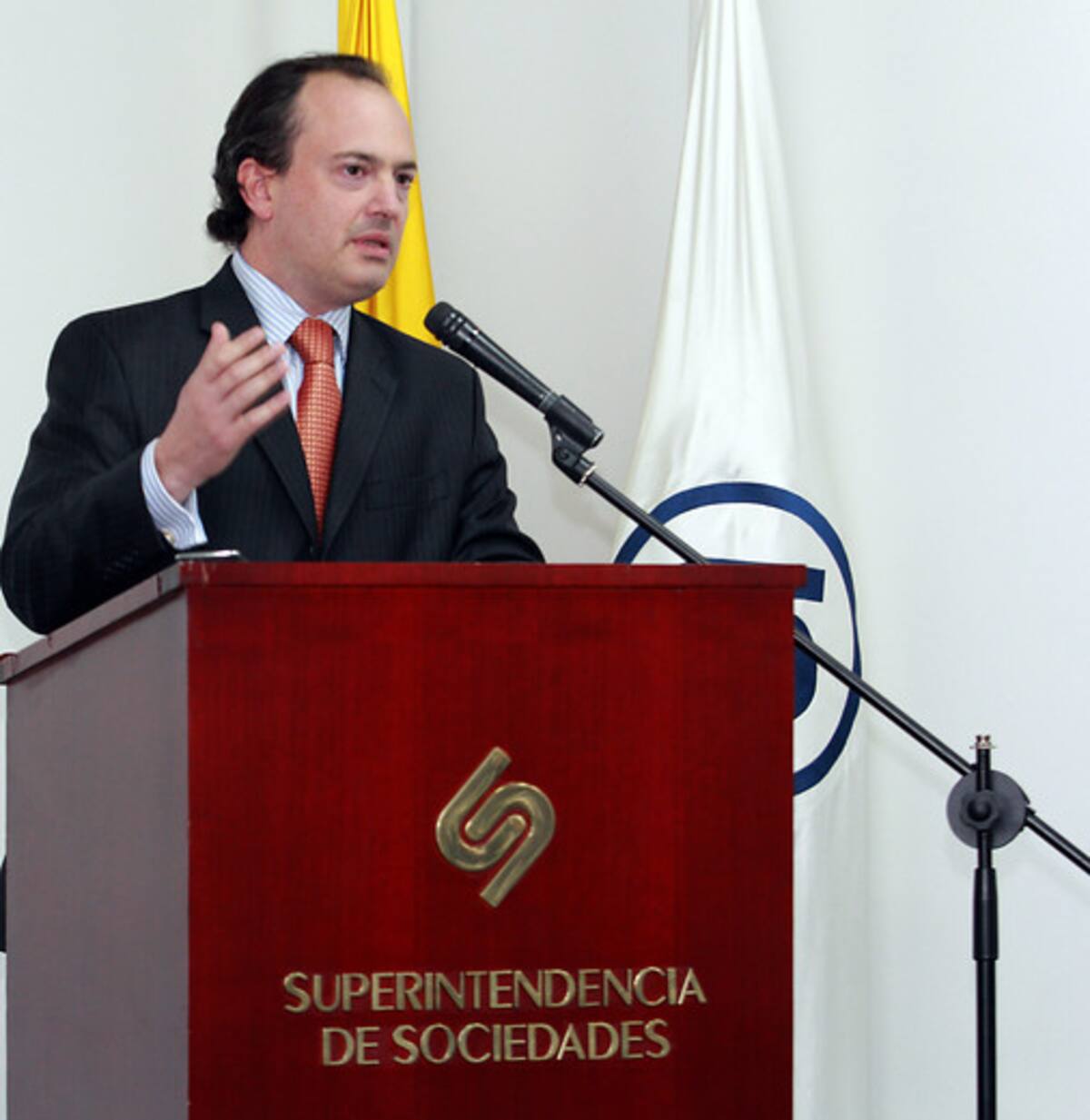 Luis Guillermo Vélez, superintendente de Sociedades. COLPRENSA
