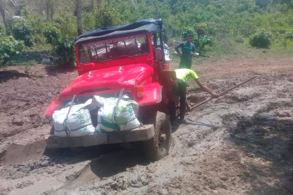 En Guamanga se represan las cosechas por falta de vías