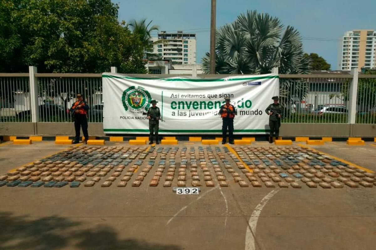 Hallan 400 kilos de cocaína en puerto de Cartagena