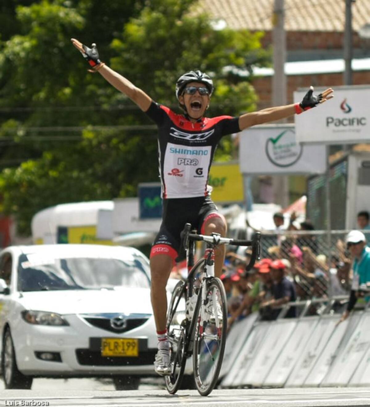 Jonathan Millán ganó este viernes la etapa 12 de la Vuelta a Colombia. COLPRENSA
