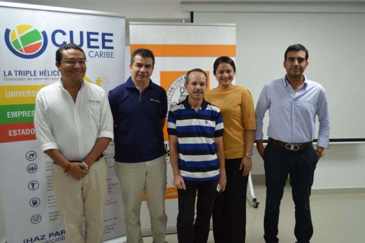 Yesid Lidueñas, Eduardo Flórez, Francisco Fernández, Naomi López y Felipe Figueroa. CORTESÍA