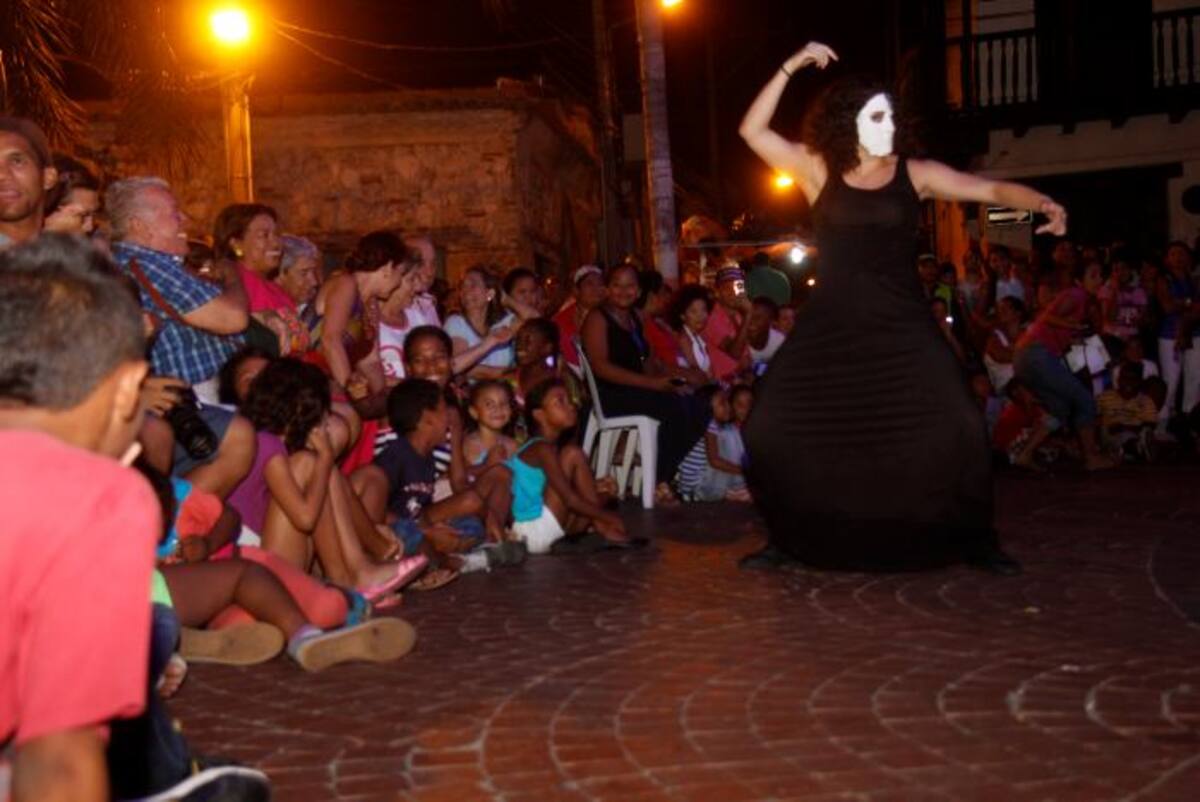 Se contó con varias muestras teatrales, que le dieron un toque de cierre a la noche. KAILLINE GIRALDO - EL UNIVERSAL