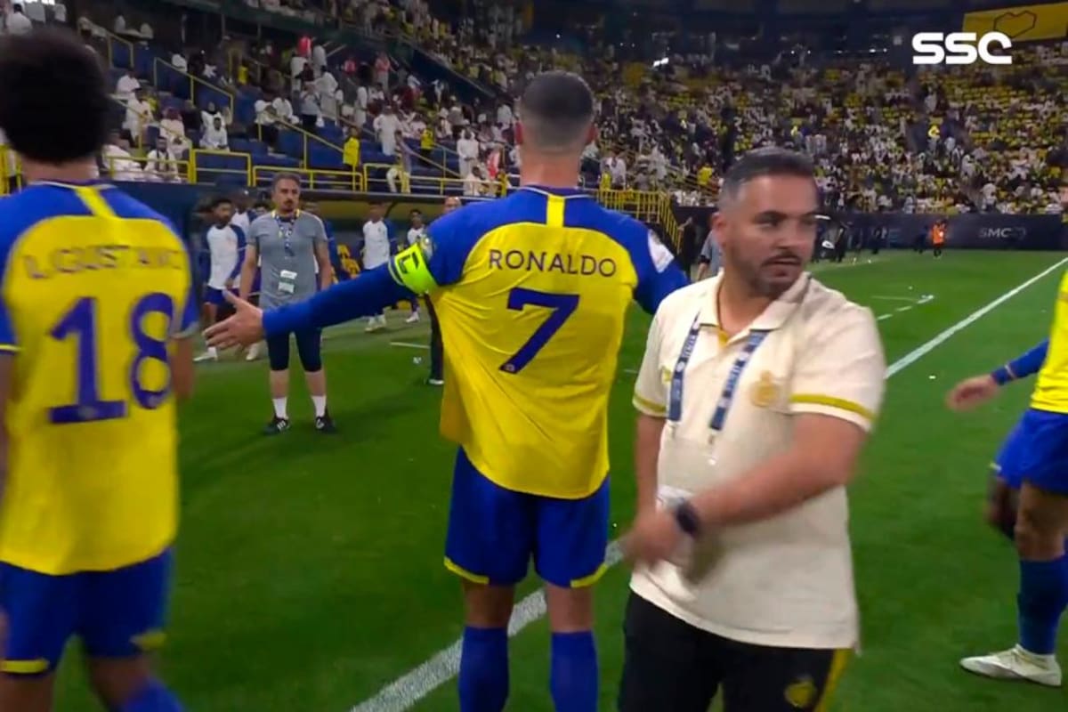 ¡Cristiano Ronaldo se desespera! Le gritó a su cuerpo técnico en Al-Nassr