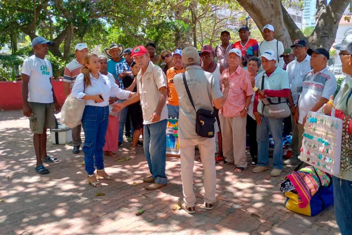 Servidores turísticos de tercera edad exigen pagos de compensaciones económicas